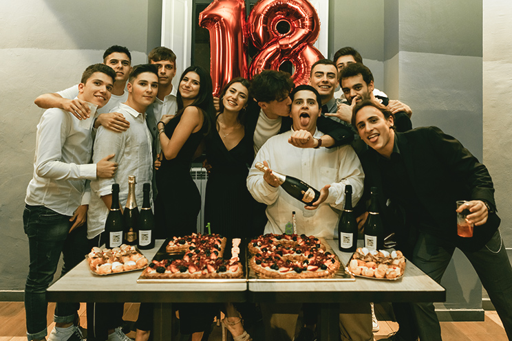 # Ulisse Albiati 18th Birthday Party Photographer: The birthday cake draws its origins from the customs of the Egyptians, who used to pay homage to the pharaoh with all sorts of delicacies.