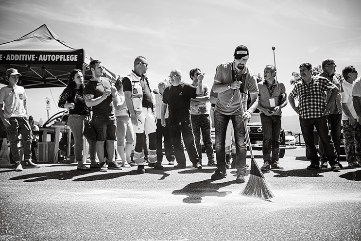 # Ulisse Albiati Sport Photographer: the oil, once poured from the car, tends to be absorbed by the asphalt, since the elements that compose it end up merging with the asphalt surface, becoming one with it.